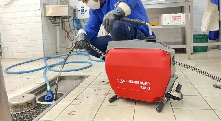 Bayrampaşa Tesisatci Gider Mutfak Açmak 